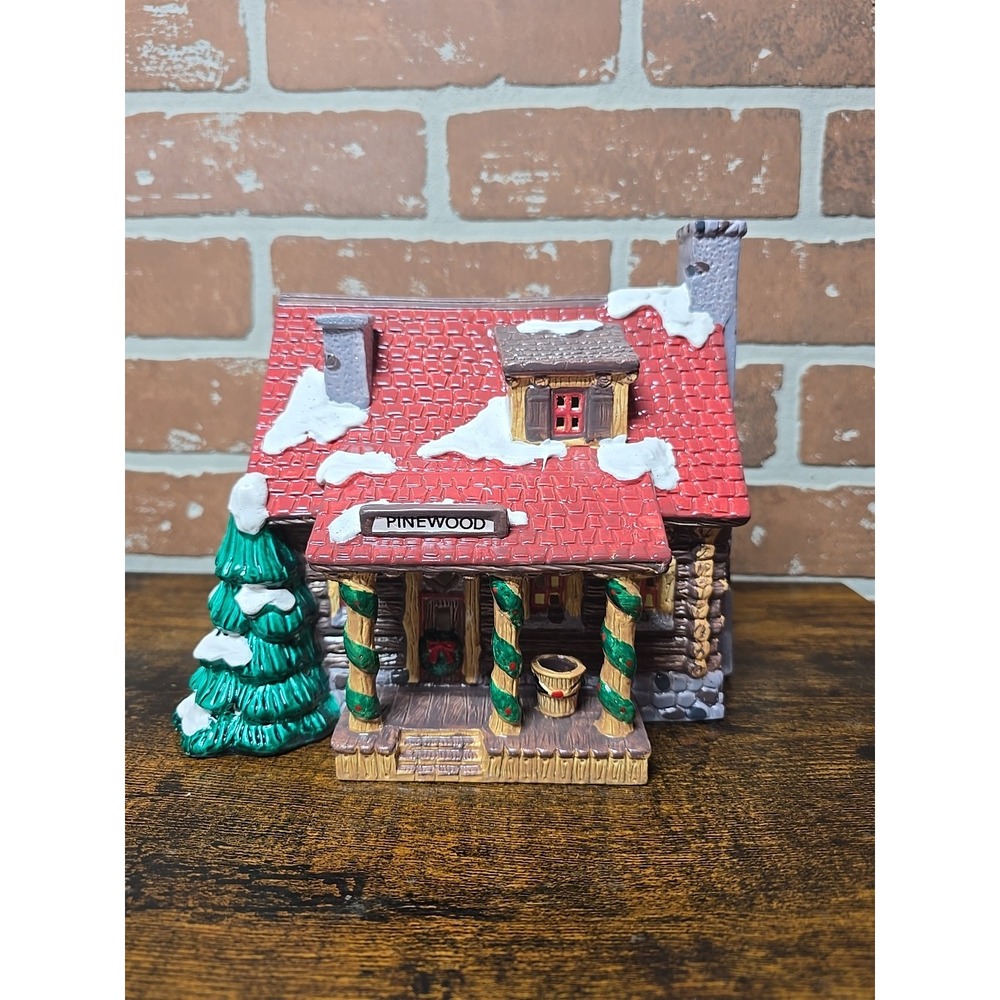 Dept 56 Snow Village "Pinewood Log Cabin" 5150-0 Collection X Mas Collectible